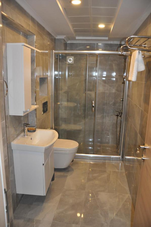Check In Hotel Истанбул Екстериор снимка
