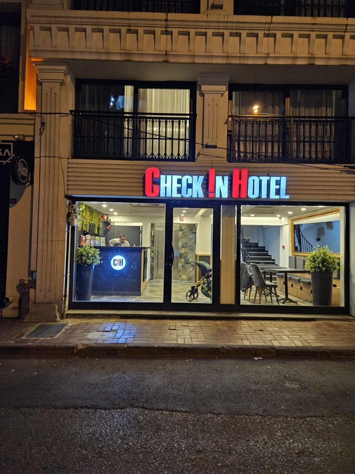 Check In Hotel Истанбул Екстериор снимка